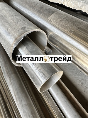 Труба нержавеющая бесшовная 10Х17Н13М2Т 57x2,5 мм 6010