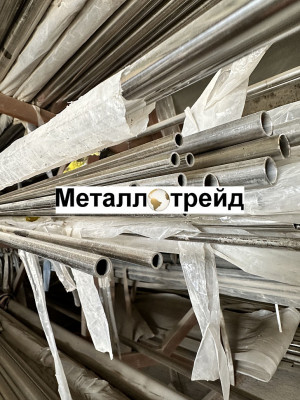 Труба нержавеющая бесшовная 10Х17Н13М2Т 74x8 мм